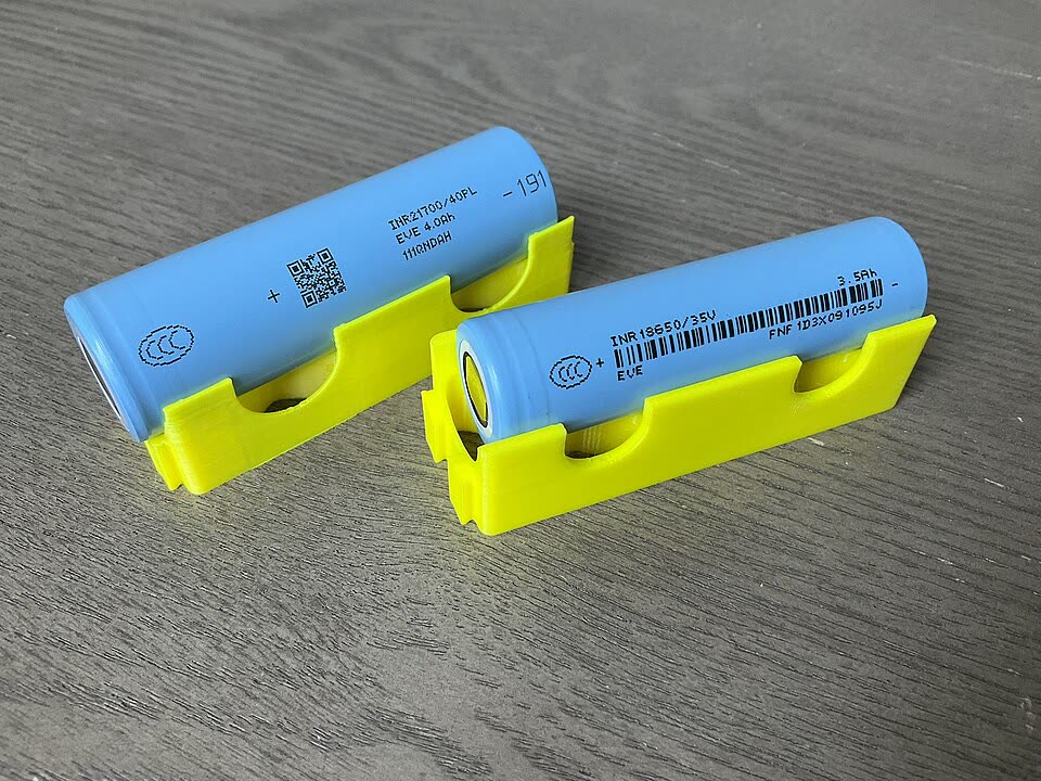 Sel baterai lithium 18650